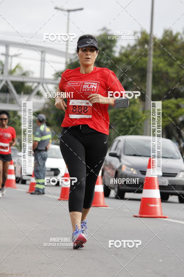 Buy your photos of the eventSantander Track & Field Run Series - Shopping Tambor on Fotop