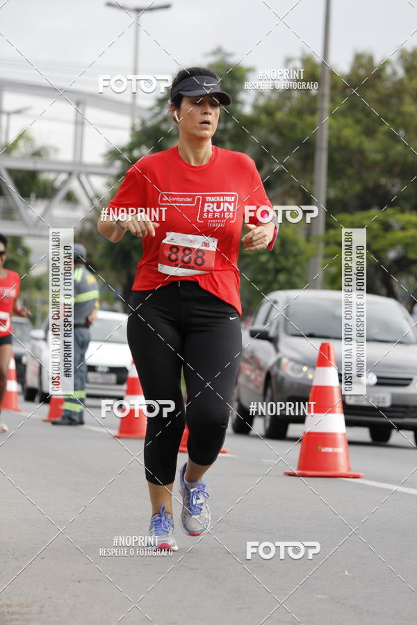 Buy your photos of the eventSantander Track & Field Run Series - Shopping Tambor on Fotop