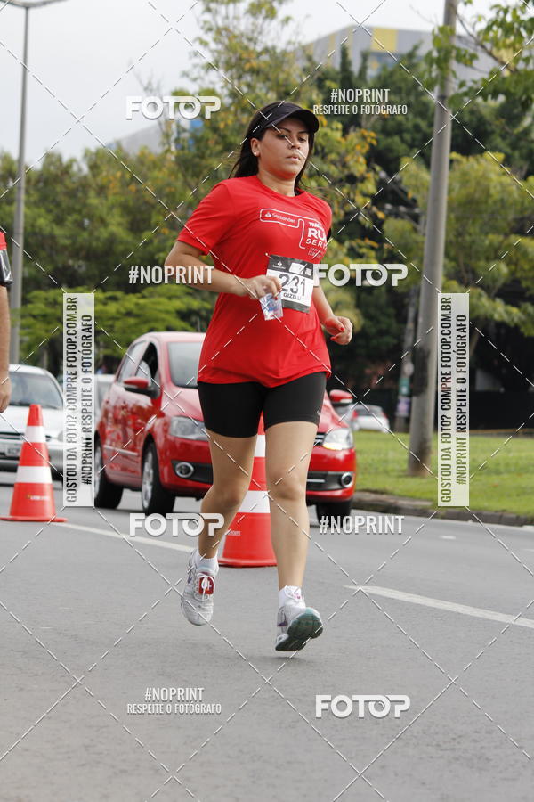 Buy your photos of the eventSantander Track & Field Run Series - Shopping Tambor on Fotop