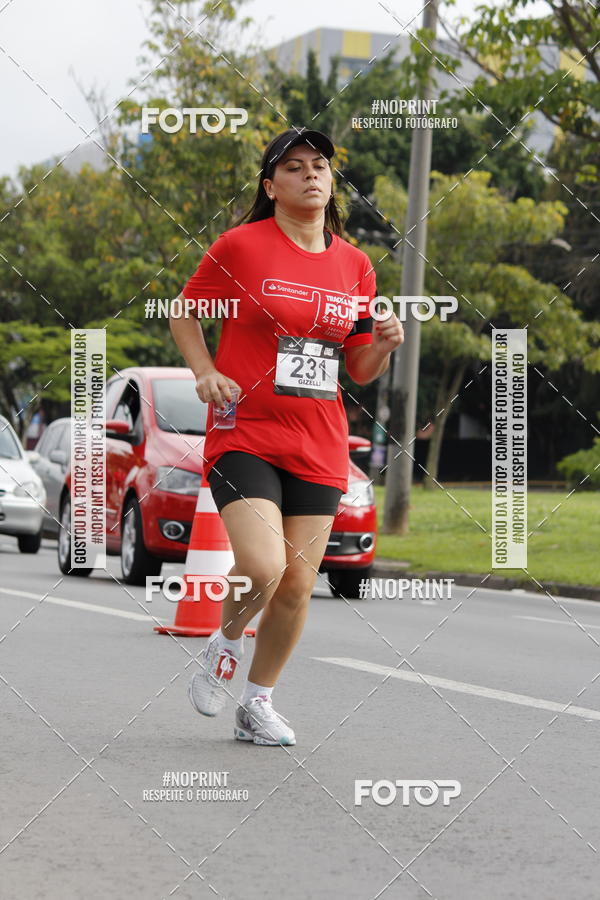 Buy your photos of the eventSantander Track & Field Run Series - Shopping Tambor on Fotop