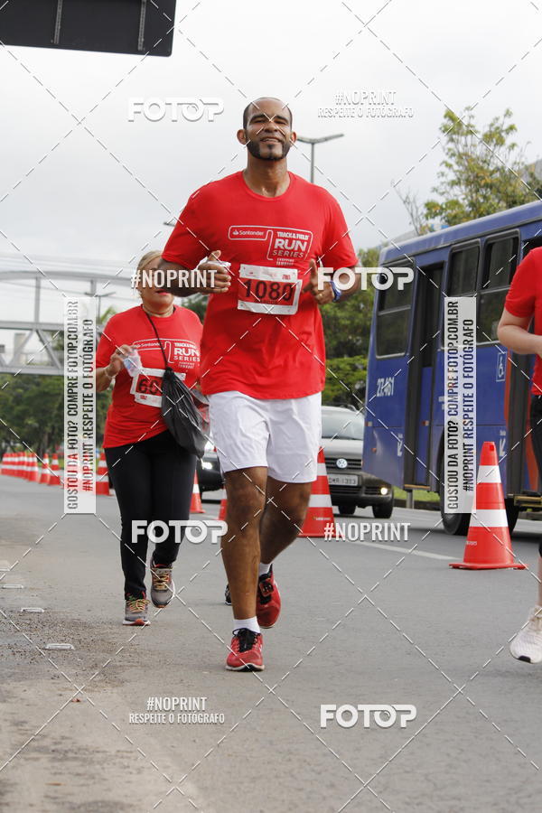 Buy your photos of the eventSantander Track & Field Run Series - Shopping Tambor on Fotop
