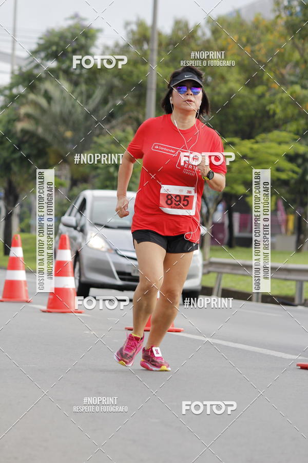 Buy your photos of the eventSantander Track & Field Run Series - Shopping Tambor on Fotop
