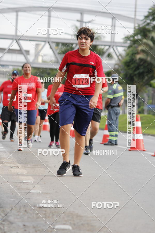 Buy your photos of the eventSantander Track & Field Run Series - Shopping Tambor on Fotop
