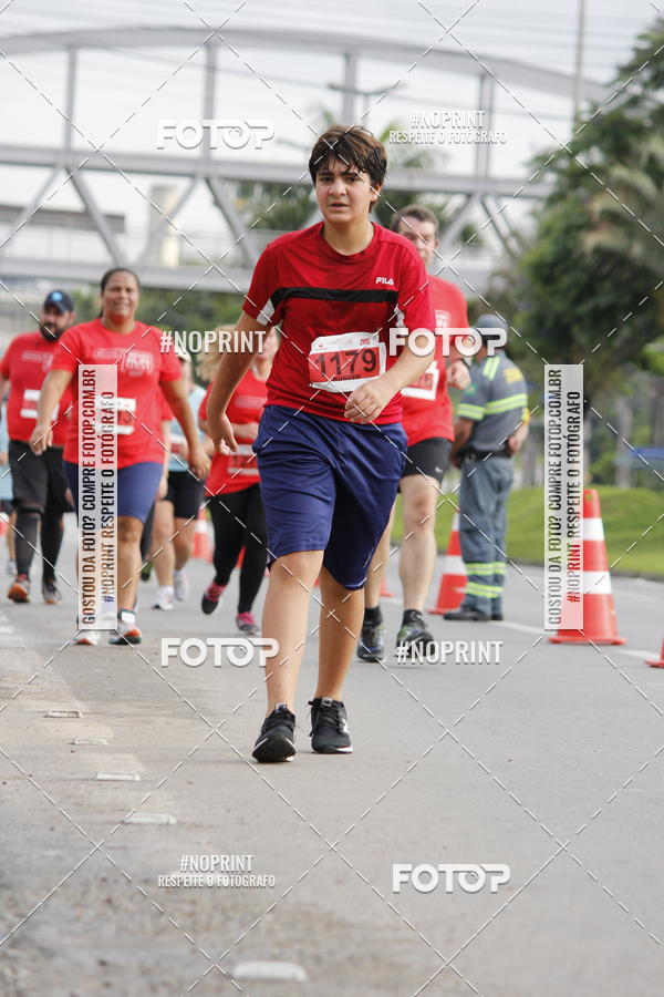 Buy your photos of the eventSantander Track & Field Run Series - Shopping Tambor on Fotop