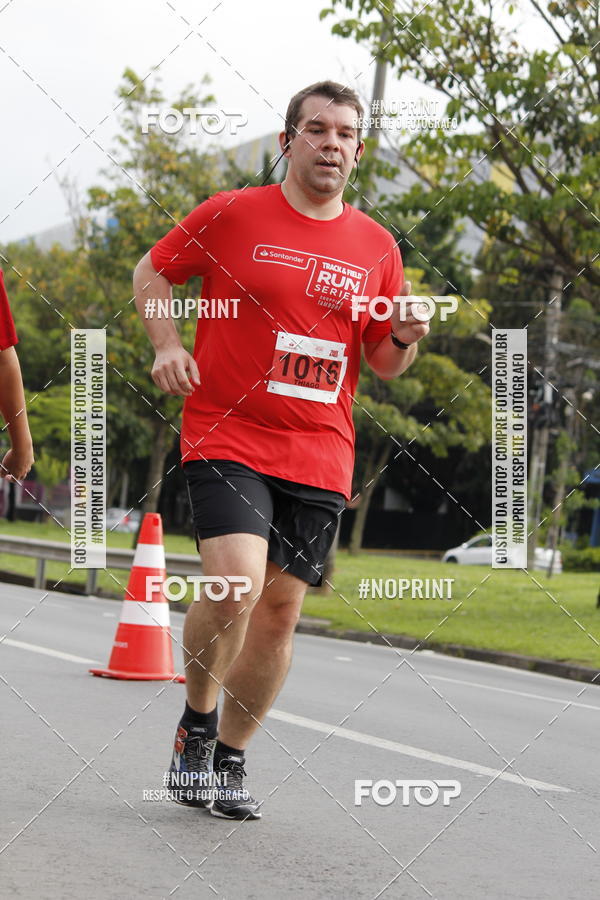 Buy your photos of the eventSantander Track & Field Run Series - Shopping Tambor on Fotop