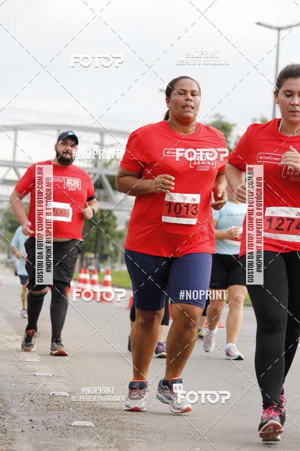 Buy your photos of the eventSantander Track & Field Run Series - Shopping Tambor on Fotop