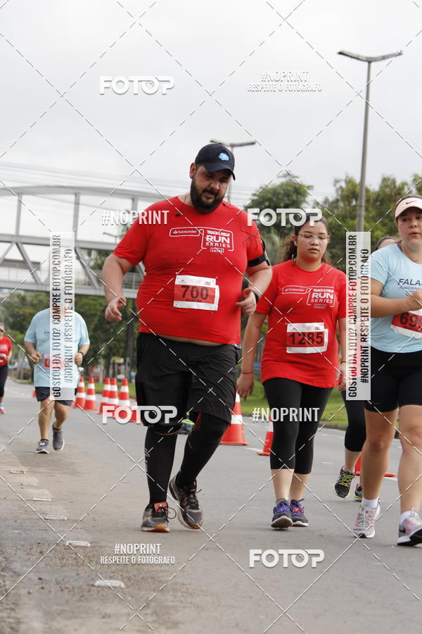 Buy your photos of the eventSantander Track & Field Run Series - Shopping Tambor on Fotop