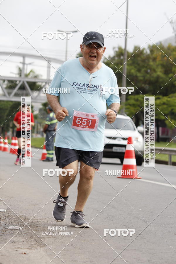 Buy your photos of the eventSantander Track & Field Run Series - Shopping Tambor on Fotop