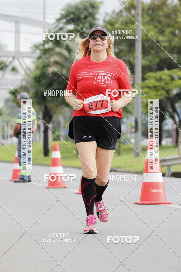 Buy your photos of the eventSantander Track & Field Run Series - Shopping Tambor on Fotop