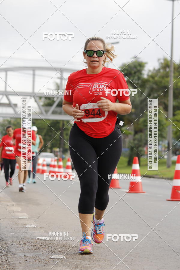 Buy your photos of the eventSantander Track & Field Run Series - Shopping Tambor on Fotop