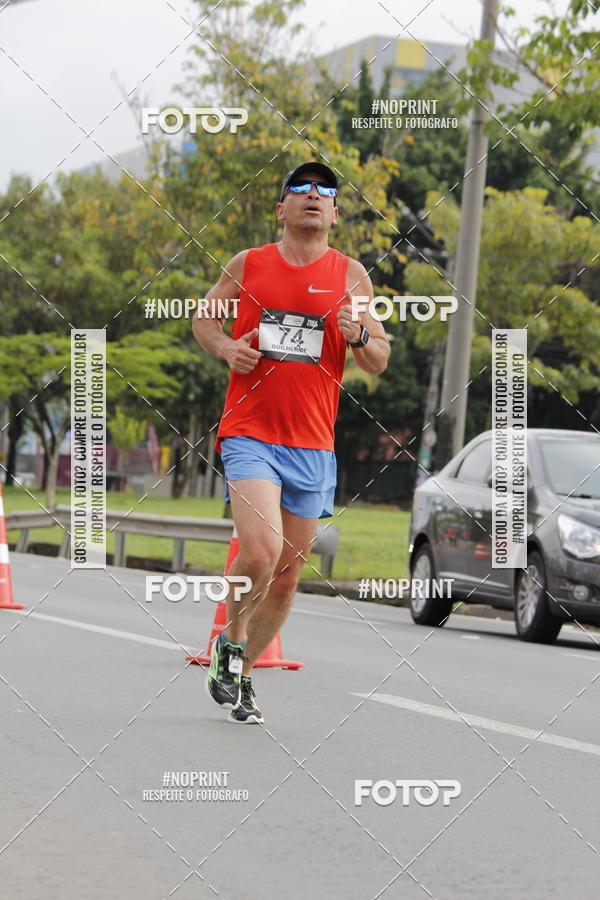Buy your photos of the eventSantander Track & Field Run Series - Shopping Tambor on Fotop