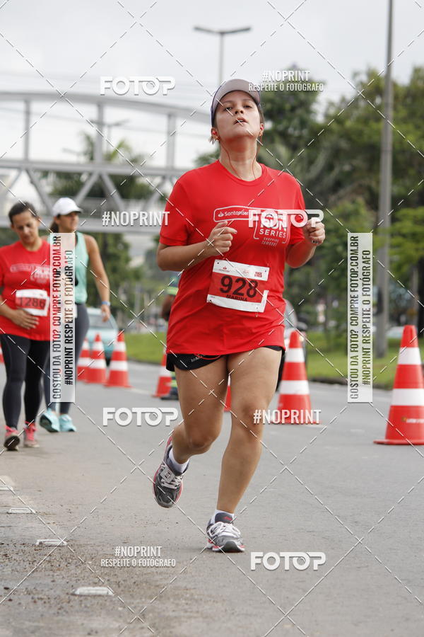 Buy your photos of the eventSantander Track & Field Run Series - Shopping Tambor on Fotop