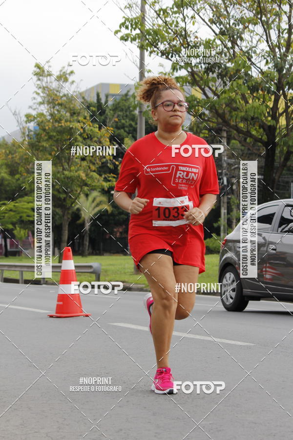 Buy your photos of the eventSantander Track & Field Run Series - Shopping Tambor on Fotop