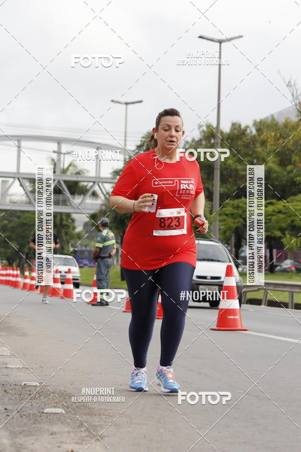 Buy your photos of the eventSantander Track & Field Run Series - Shopping Tambor on Fotop