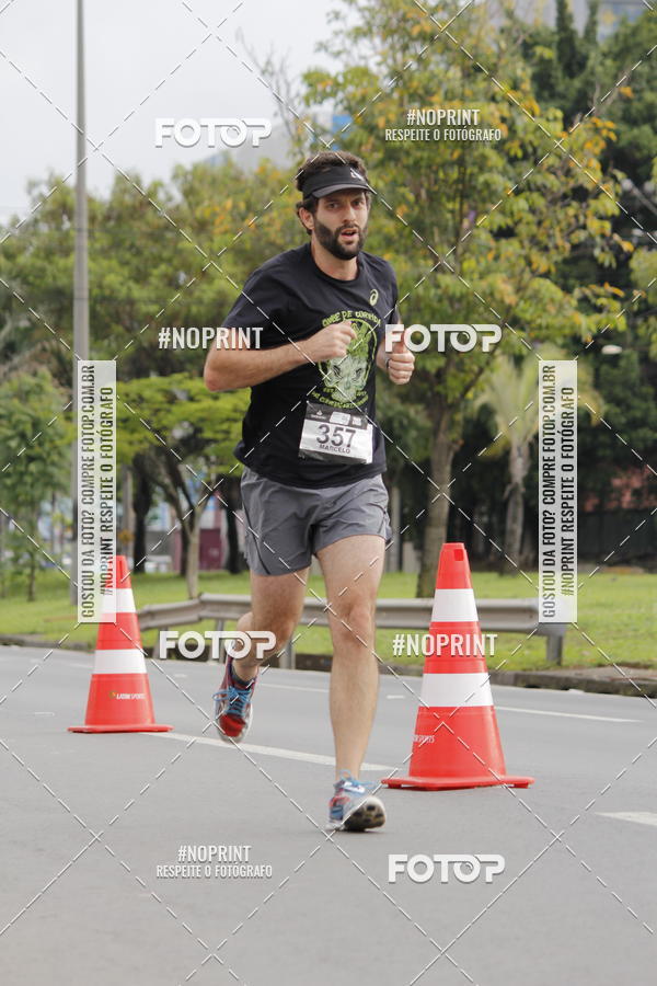 Buy your photos of the eventSantander Track & Field Run Series - Shopping Tambor on Fotop