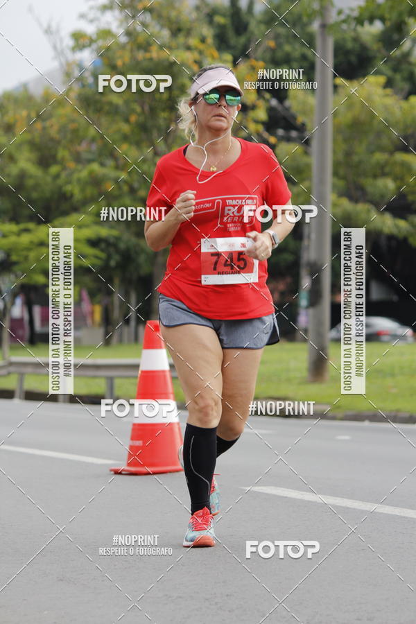 Buy your photos of the eventSantander Track & Field Run Series - Shopping Tambor on Fotop