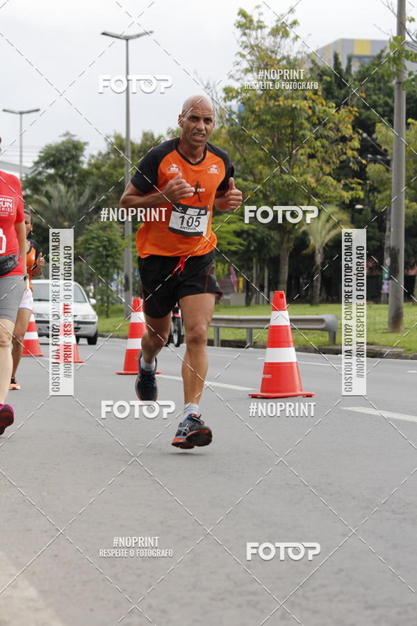 Buy your photos of the eventSantander Track & Field Run Series - Shopping Tambor on Fotop