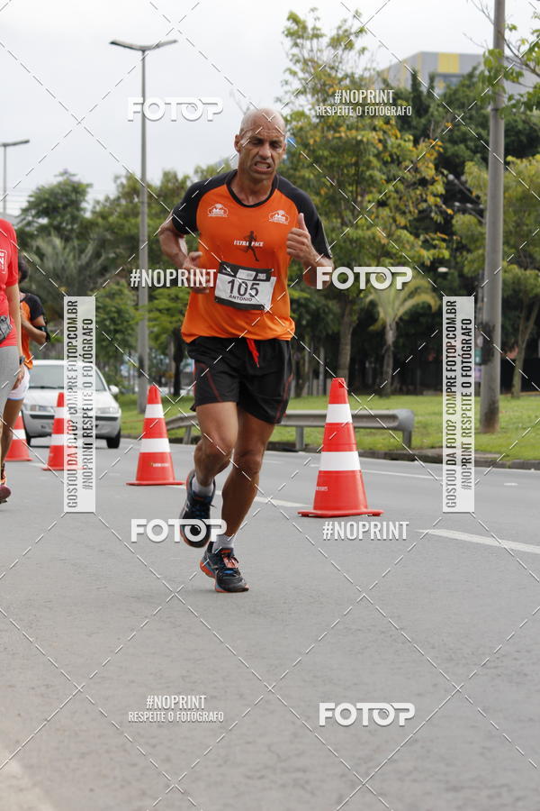 Buy your photos of the eventSantander Track & Field Run Series - Shopping Tambor on Fotop