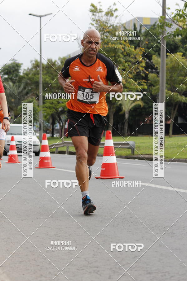 Buy your photos of the eventSantander Track & Field Run Series - Shopping Tambor on Fotop