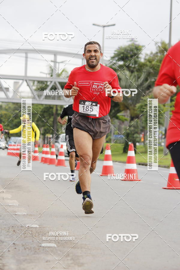 Buy your photos of the eventSantander Track & Field Run Series - Shopping Tambor on Fotop