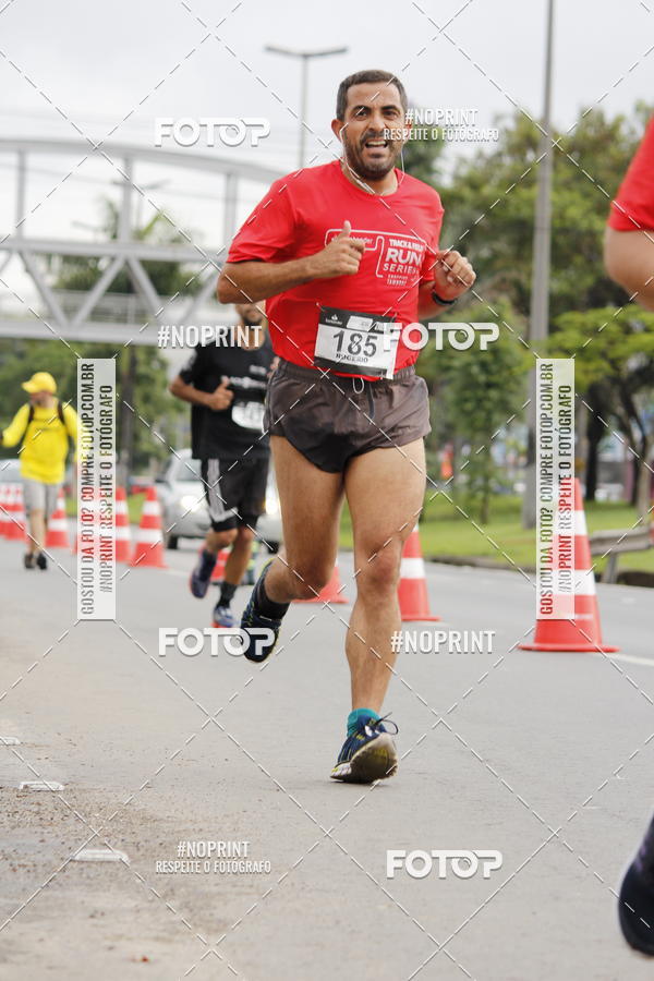 Buy your photos of the eventSantander Track & Field Run Series - Shopping Tambor on Fotop