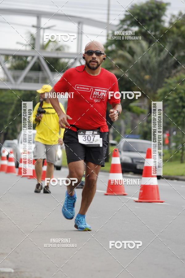 Buy your photos of the eventSantander Track & Field Run Series - Shopping Tambor on Fotop