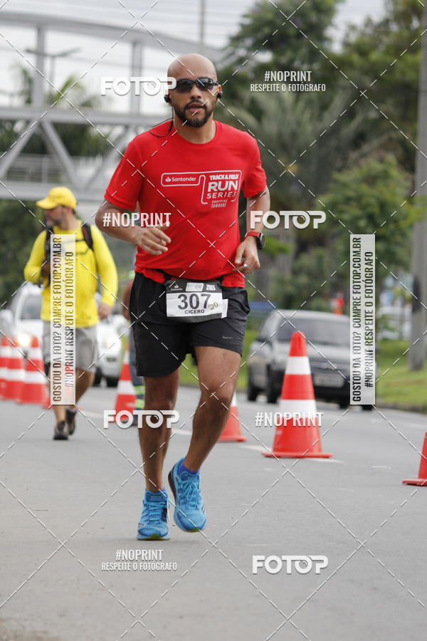 Buy your photos of the eventSantander Track & Field Run Series - Shopping Tambor on Fotop