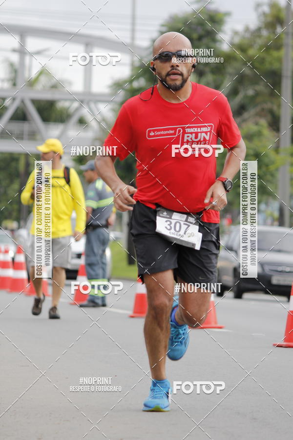 Buy your photos of the eventSantander Track & Field Run Series - Shopping Tambor on Fotop
