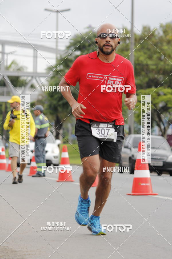 Buy your photos of the eventSantander Track & Field Run Series - Shopping Tambor on Fotop