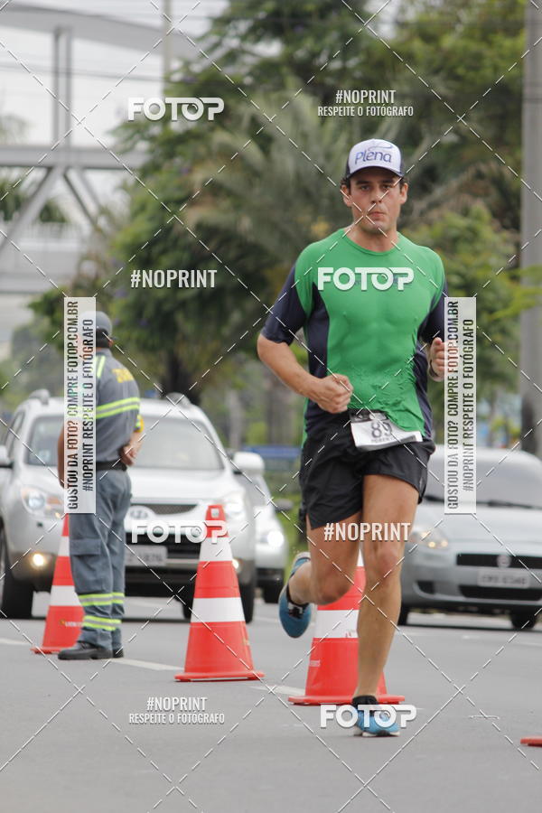 Buy your photos of the eventSantander Track & Field Run Series - Shopping Tambor on Fotop