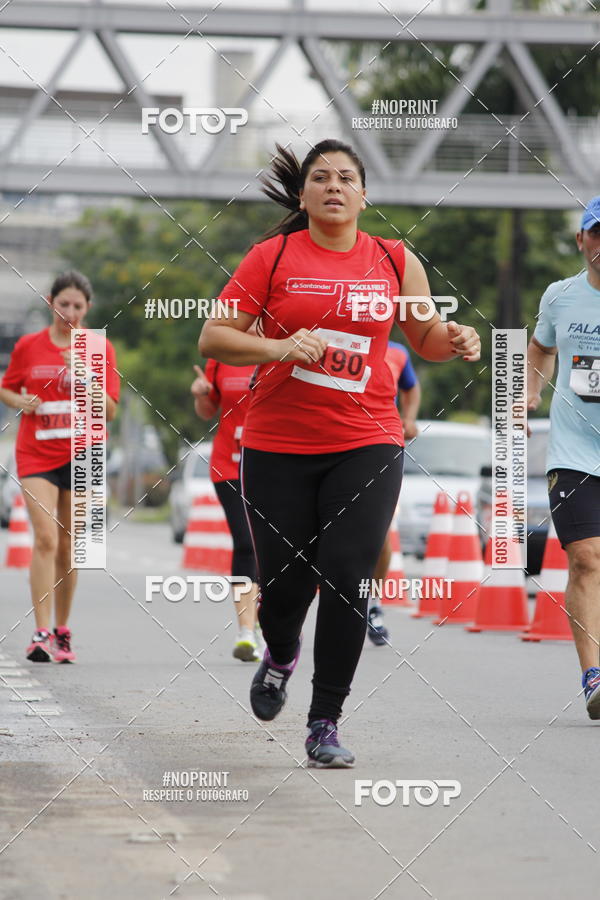 Buy your photos of the eventSantander Track & Field Run Series - Shopping Tambor on Fotop