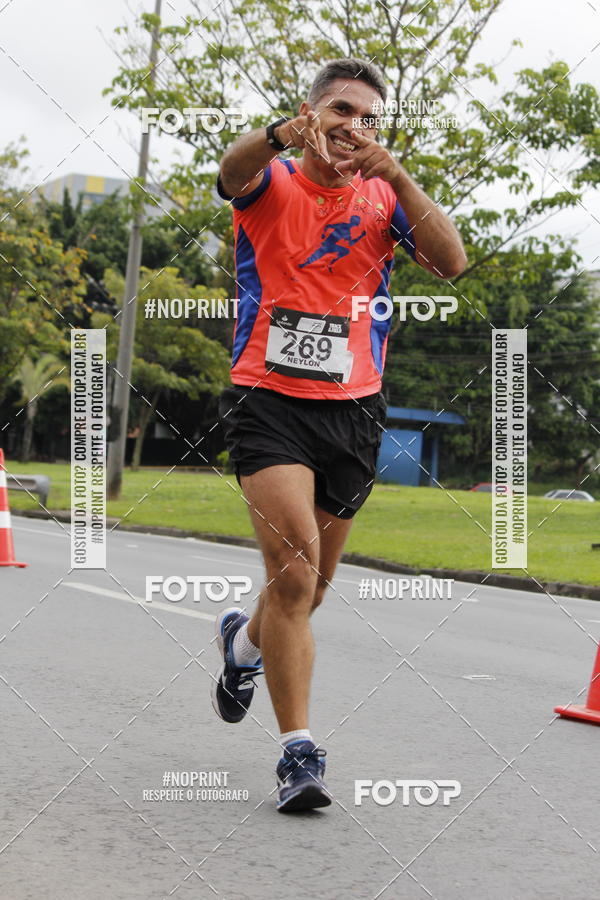 Buy your photos of the eventSantander Track & Field Run Series - Shopping Tambor on Fotop