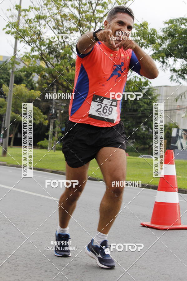 Buy your photos of the eventSantander Track & Field Run Series - Shopping Tambor on Fotop