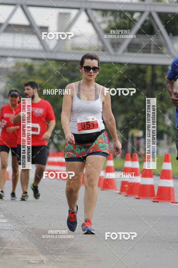 Buy your photos of the eventSantander Track & Field Run Series - Shopping Tambor on Fotop