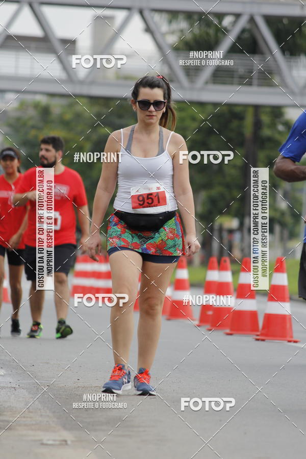 Buy your photos of the eventSantander Track & Field Run Series - Shopping Tambor on Fotop
