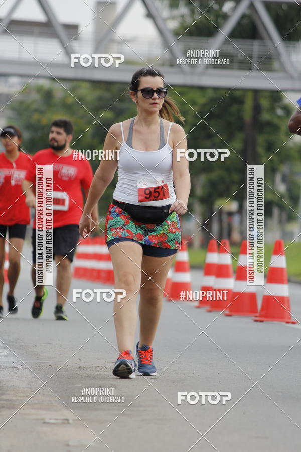 Buy your photos of the eventSantander Track & Field Run Series - Shopping Tambor on Fotop