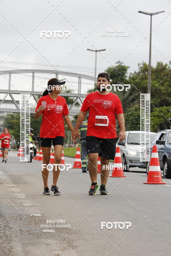 Buy your photos of the eventSantander Track & Field Run Series - Shopping Tambor on Fotop