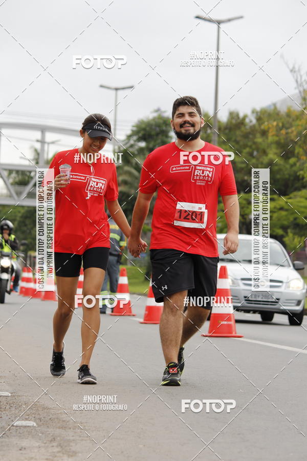 Buy your photos of the eventSantander Track & Field Run Series - Shopping Tambor on Fotop