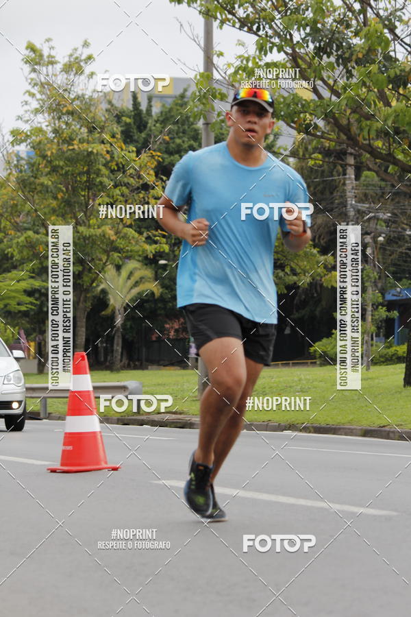 Buy your photos of the eventSantander Track & Field Run Series - Shopping Tambor on Fotop