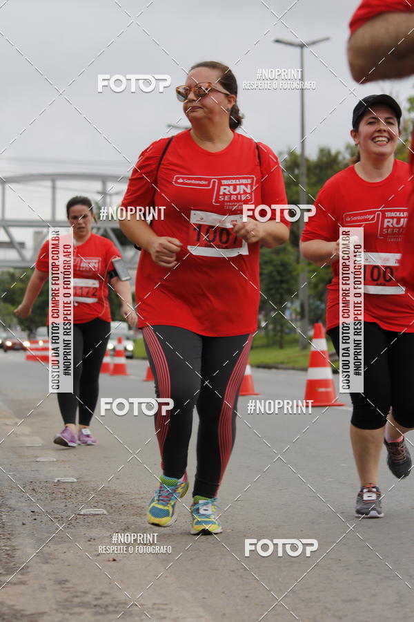 Buy your photos of the eventSantander Track & Field Run Series - Shopping Tambor on Fotop