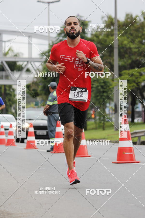 Buy your photos of the eventSantander Track & Field Run Series - Shopping Tambor on Fotop