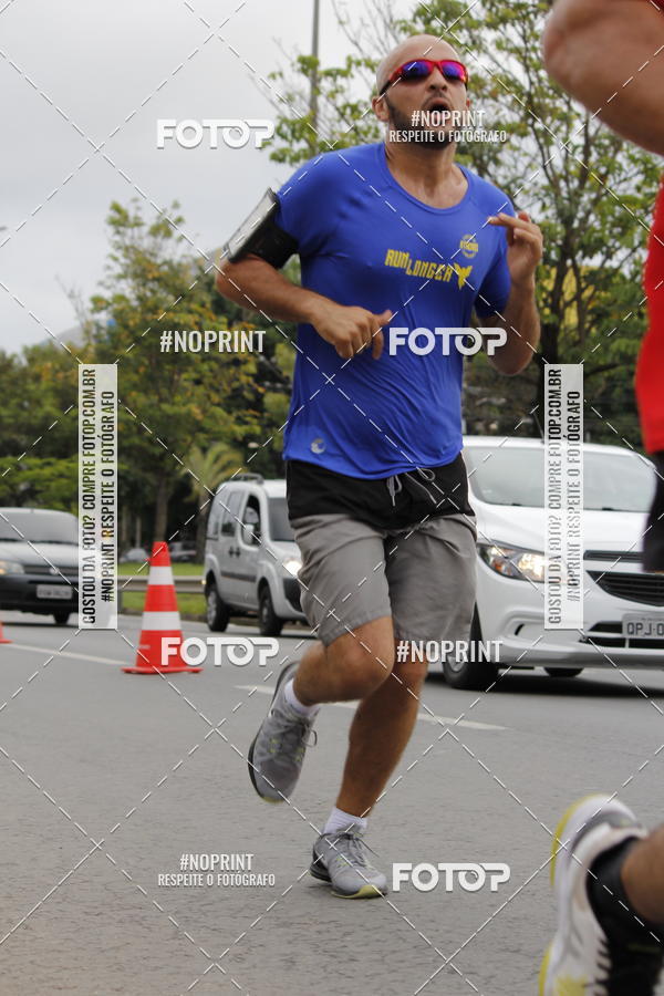 Buy your photos of the eventSantander Track & Field Run Series - Shopping Tambor on Fotop