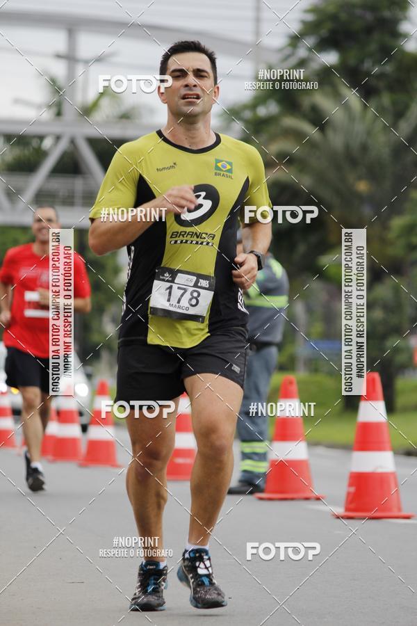 Buy your photos of the eventSantander Track & Field Run Series - Shopping Tambor on Fotop