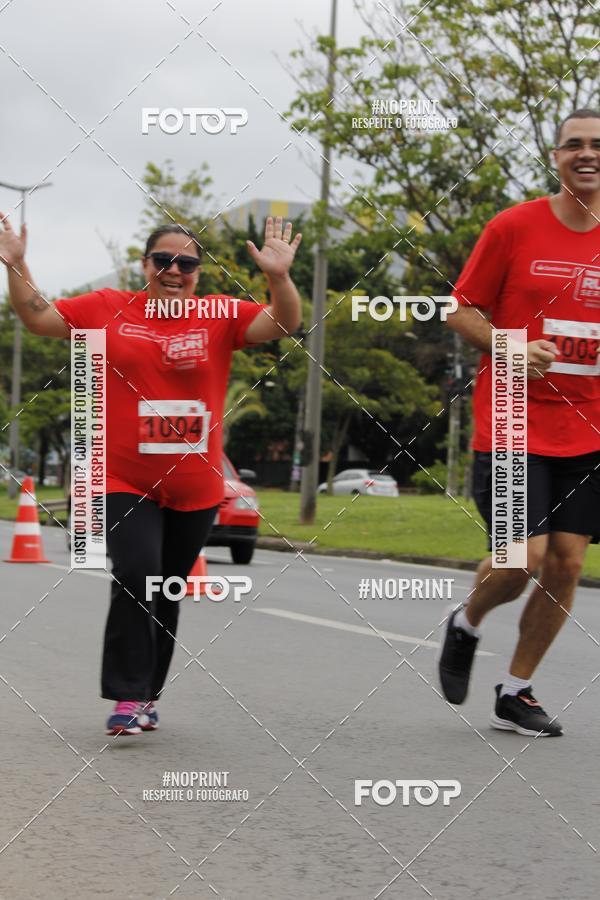 Buy your photos of the eventSantander Track & Field Run Series - Shopping Tambor on Fotop