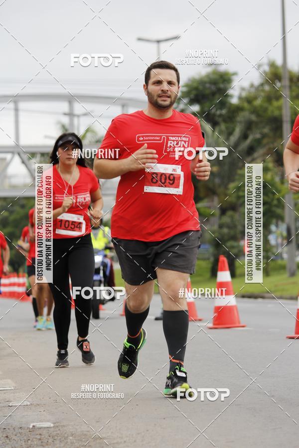 Buy your photos of the eventSantander Track & Field Run Series - Shopping Tambor on Fotop