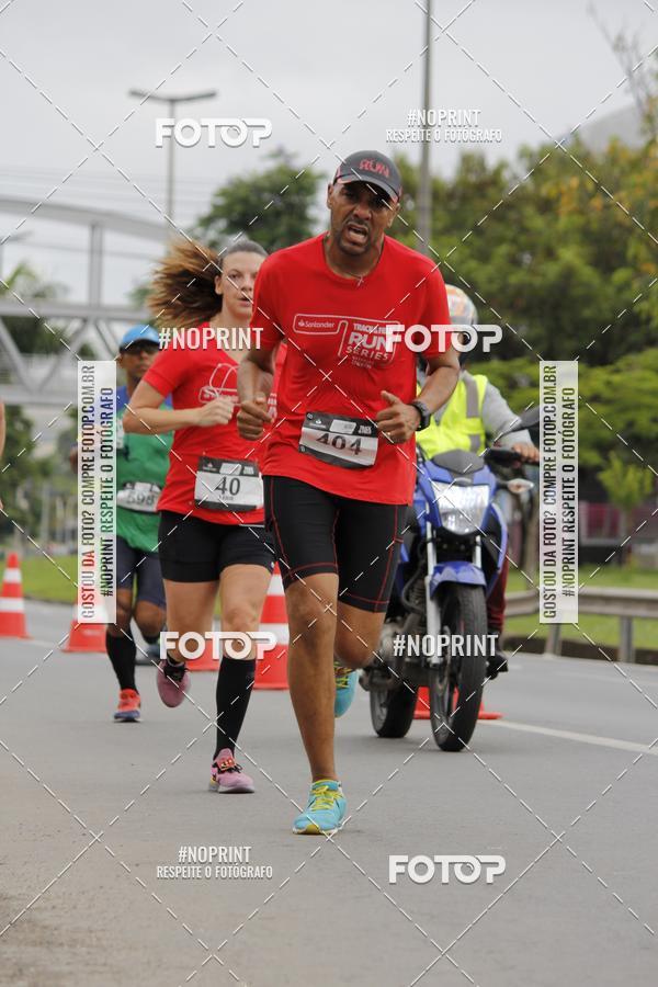 Buy your photos of the eventSantander Track & Field Run Series - Shopping Tambor on Fotop