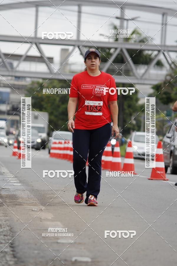 Buy your photos of the eventSantander Track & Field Run Series - Shopping Tambor on Fotop