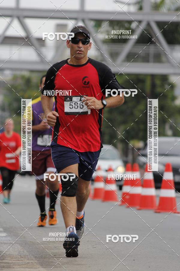 Buy your photos of the eventSantander Track & Field Run Series - Shopping Tambor on Fotop