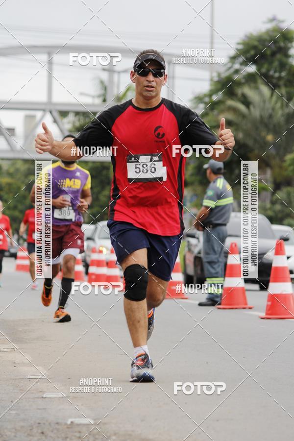 Buy your photos of the eventSantander Track & Field Run Series - Shopping Tambor on Fotop