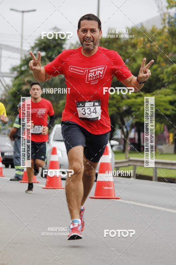 Buy your photos of the eventSantander Track & Field Run Series - Shopping Tambor on Fotop